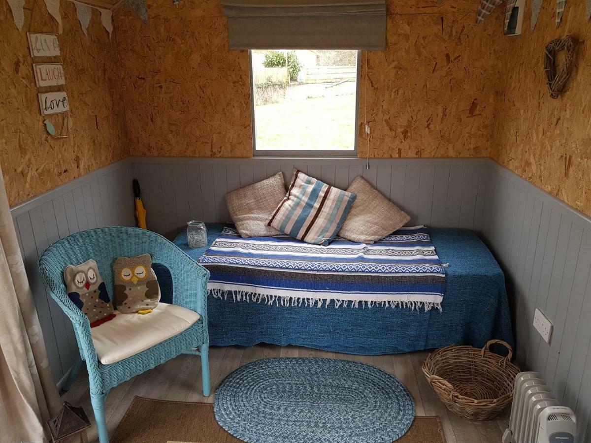 Acorn Camping And Caravan Park 兰特威特马哲 外观 照片